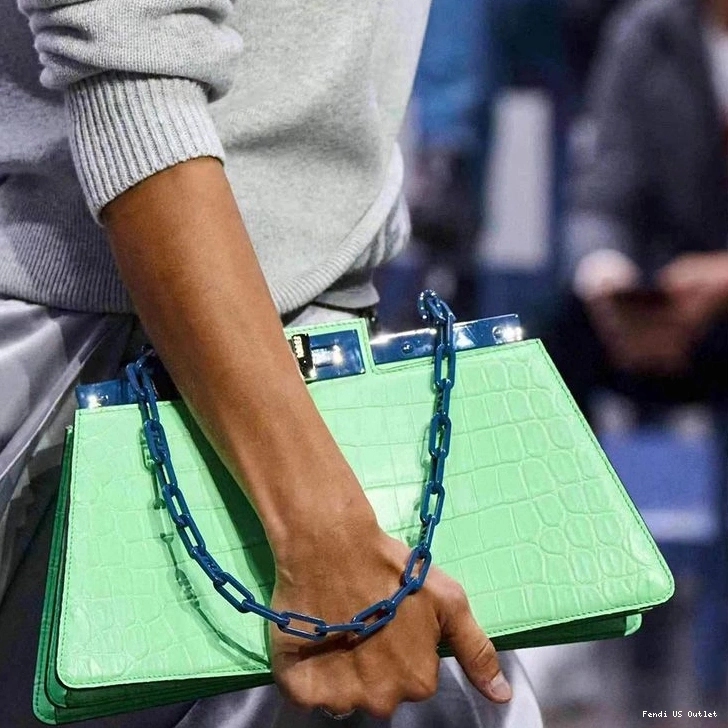 HOT Green Fendi In Bag Crocodile Leather Medium Peekaboo Cut 0810